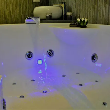 Affittacamere Akemi House Luxury Accomodation