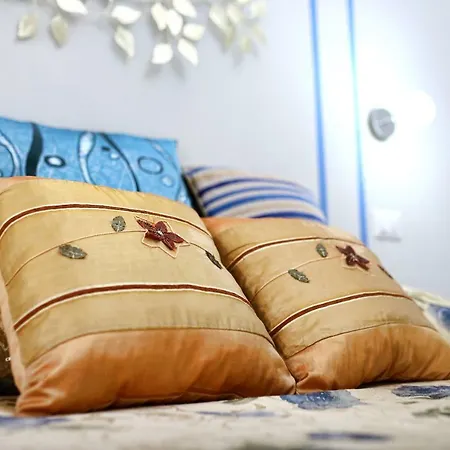 Affittacamere Akemi House Luxury Accomodation 2*